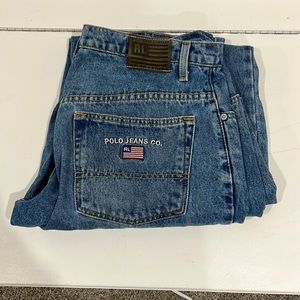 Polo jeans size 34X32. Great condition no rips